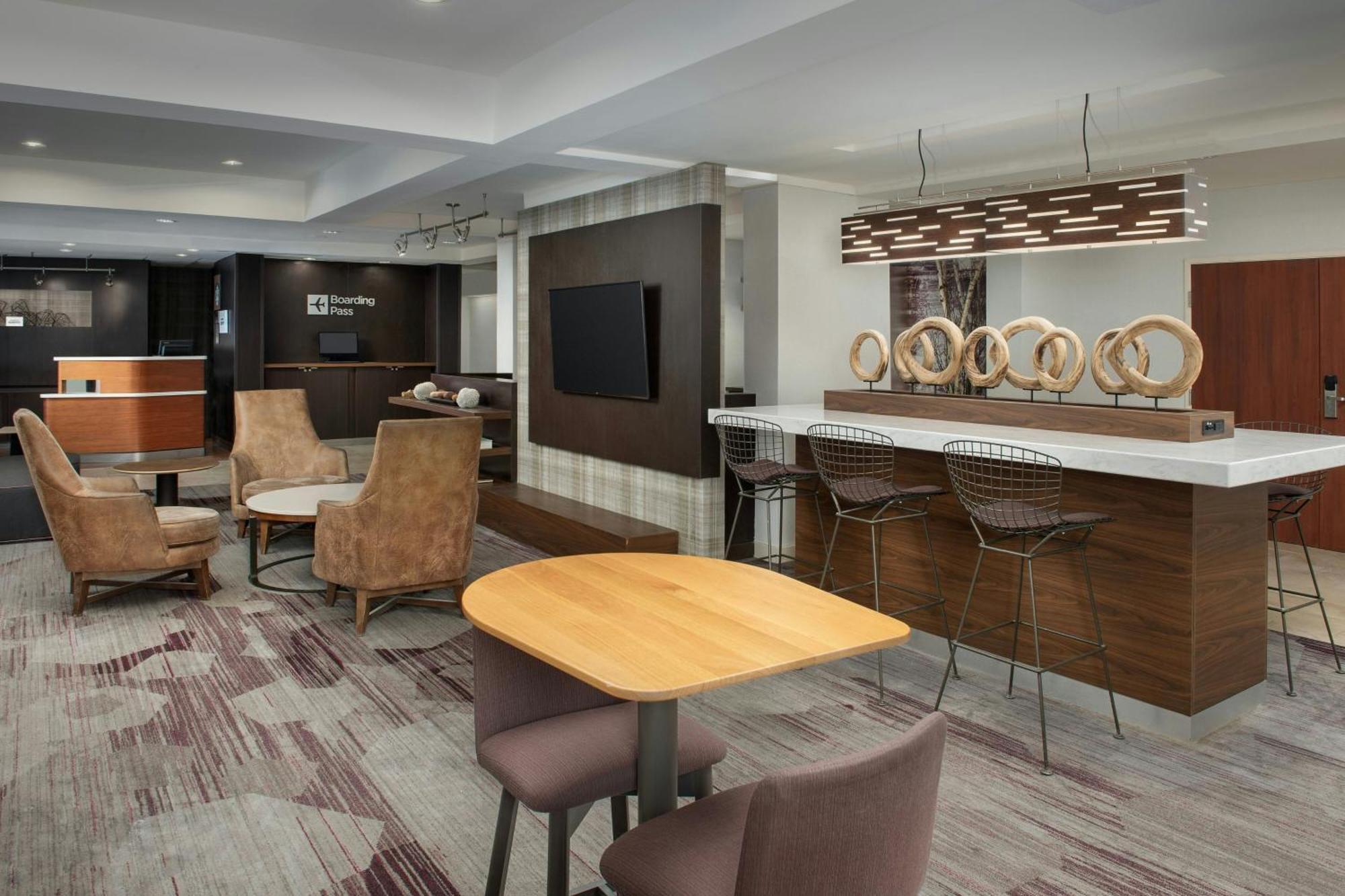 Courtyard By Marriott Dayton Beavercreek Exterior photo